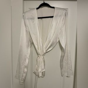 Aritzia little moon white silk bow tie blouse size L but fits S/M